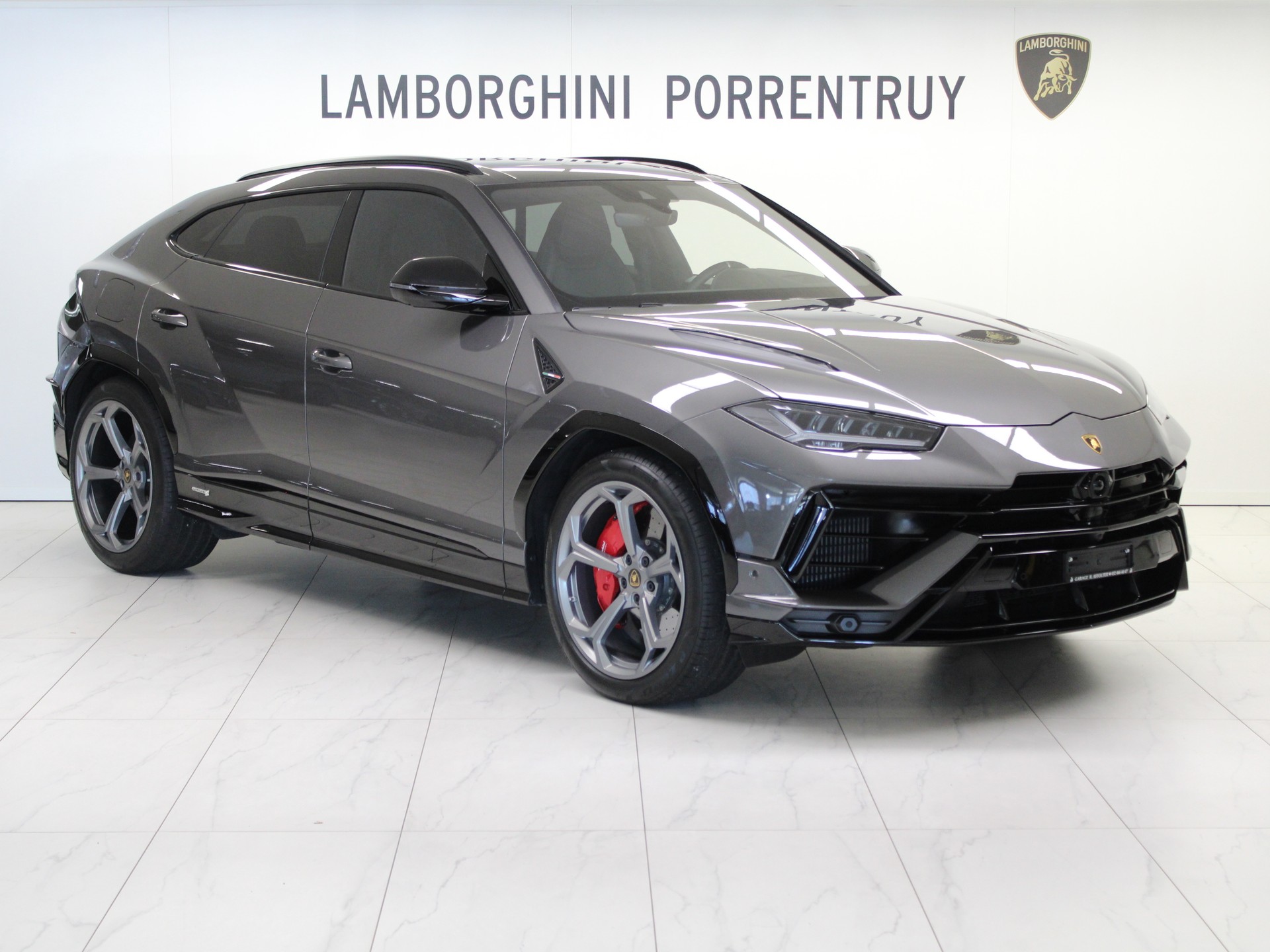 LAMBORGHINI Urus S-image-0
