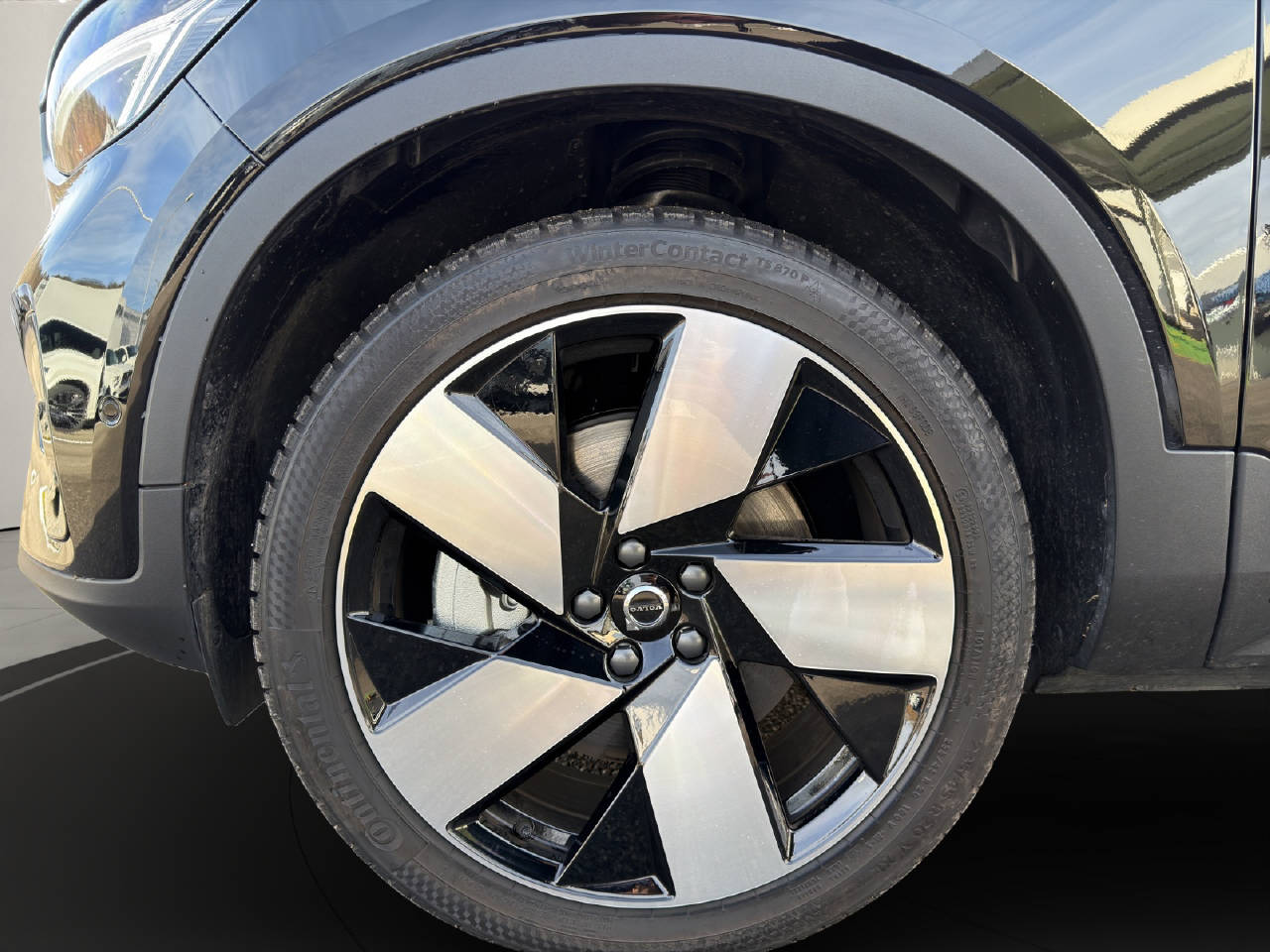 VOLVO EX40 Twin Performance Ultra AWD .-image-11
