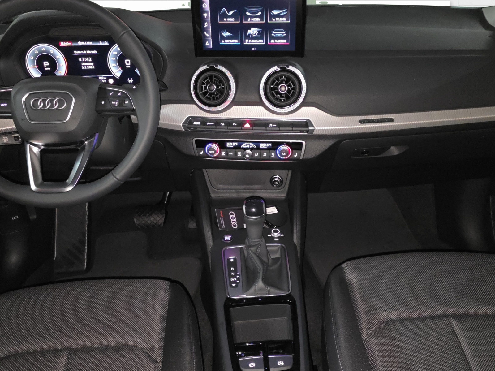 AUDI Q2 40 TFSI S line Attraction quattro S-tronic-image-6