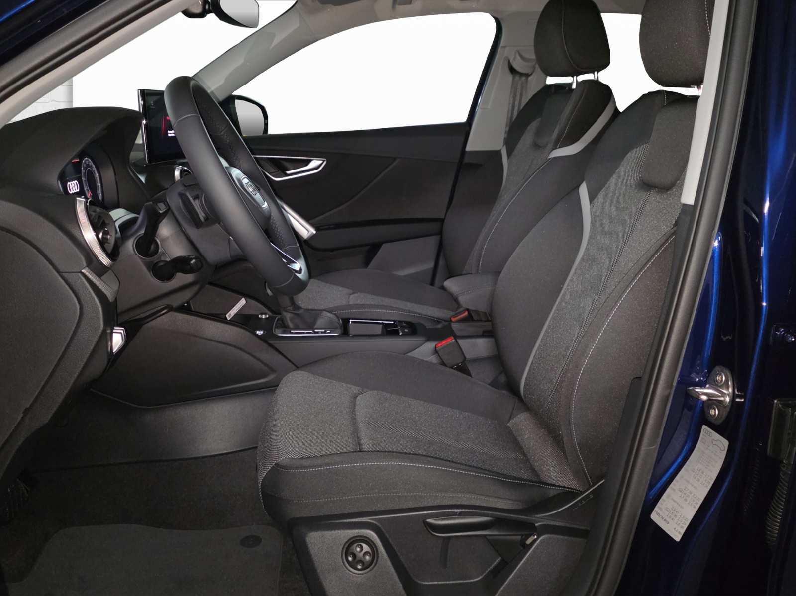 AUDI Q2 40 TFSI S line Attraction quattro S-tronic-image-4