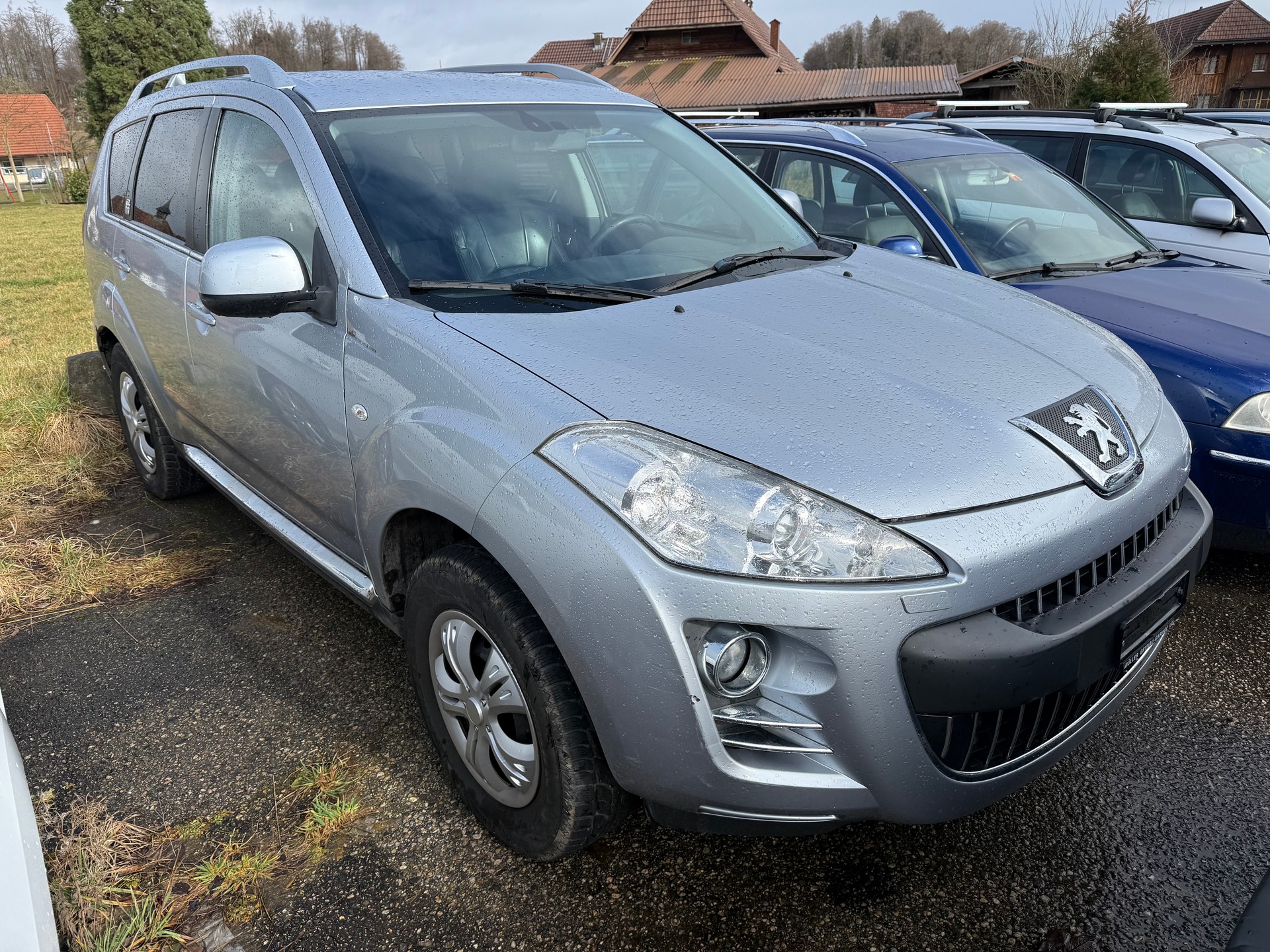 PEUGEOT 4007 2.2 HDi Confort-image-1