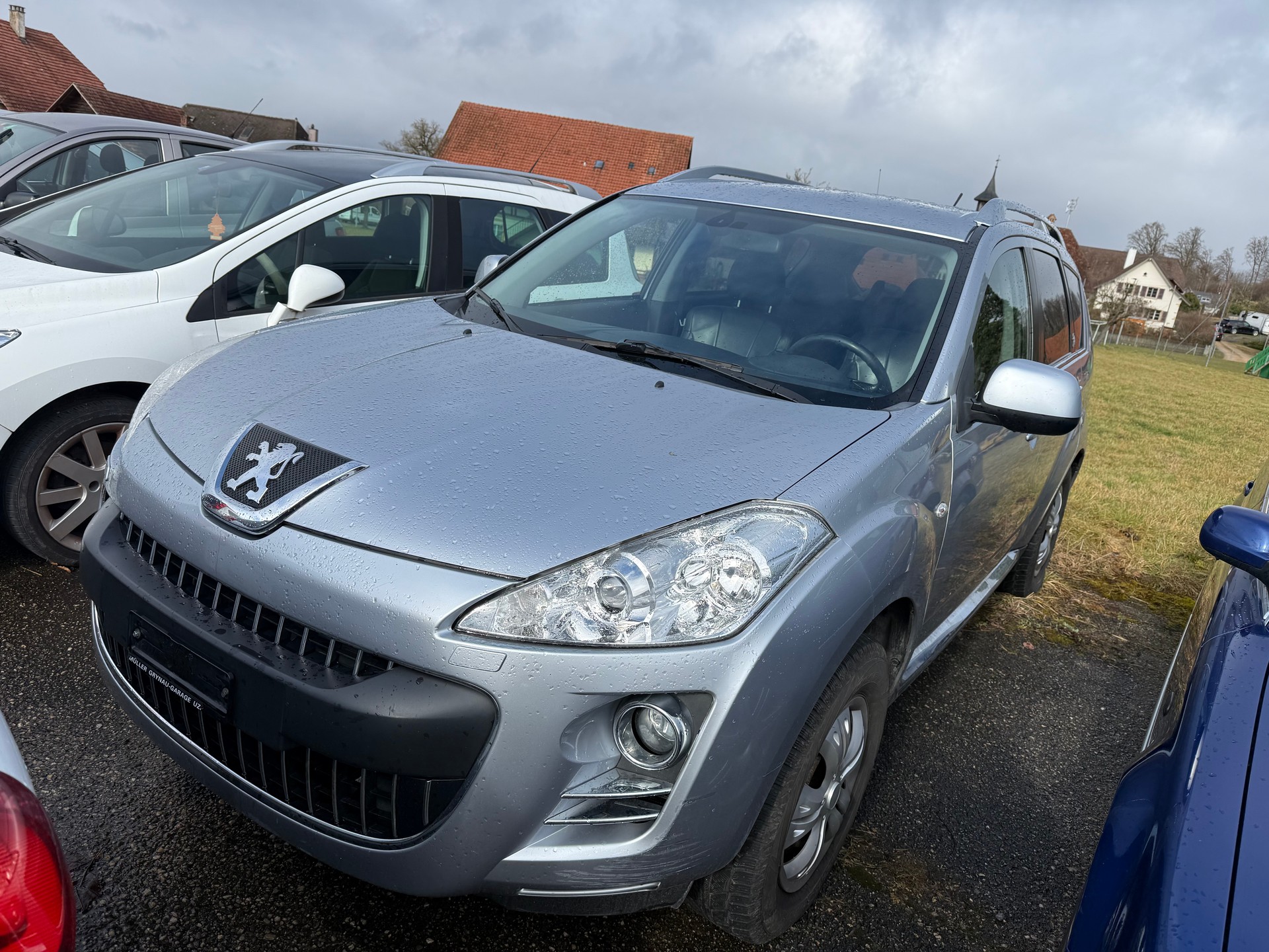 PEUGEOT 4007 2.2 HDi Confort-image-0