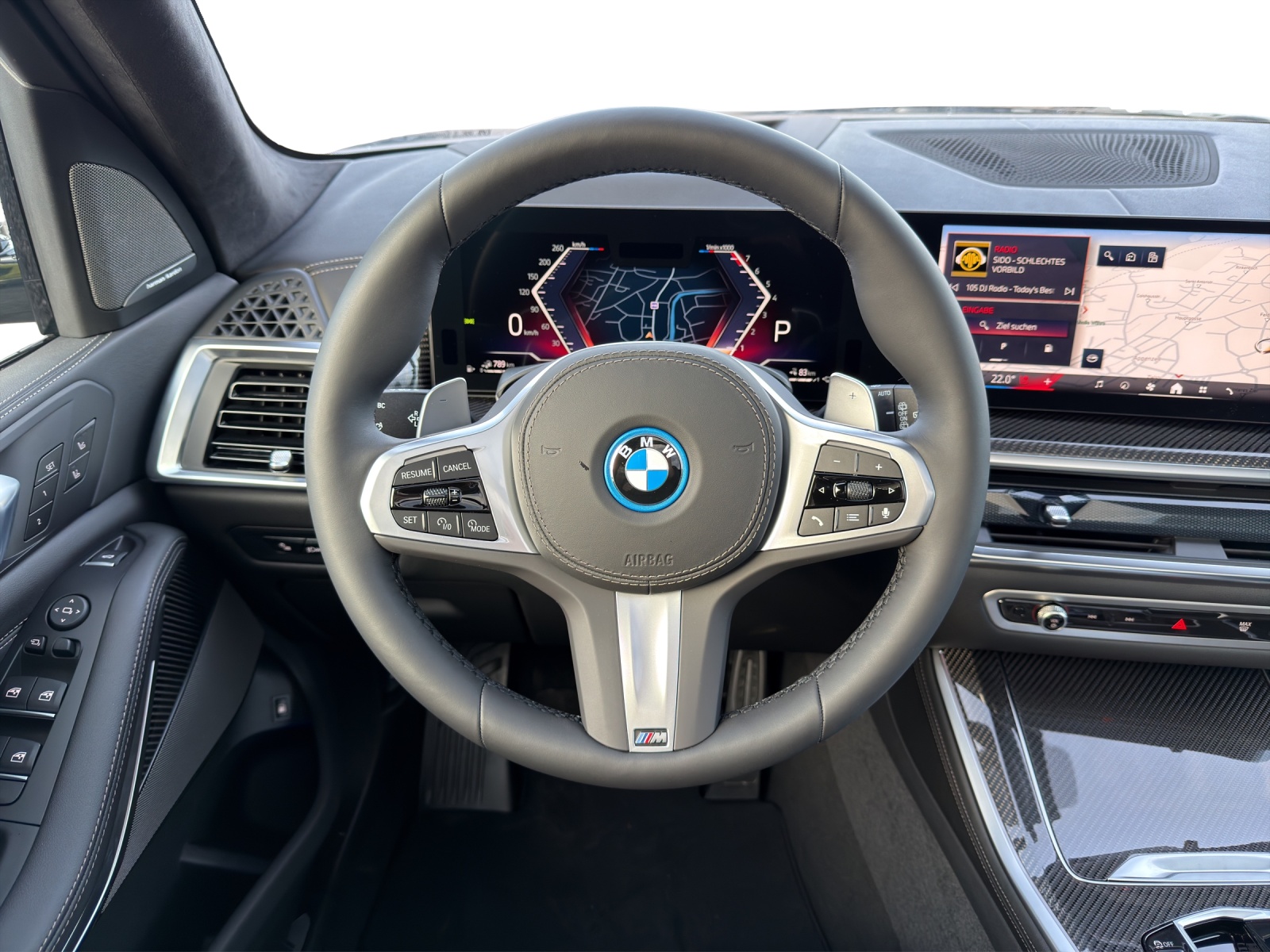 BMW X5 xDrive 50e M Sport Pro Steptronic-image-10