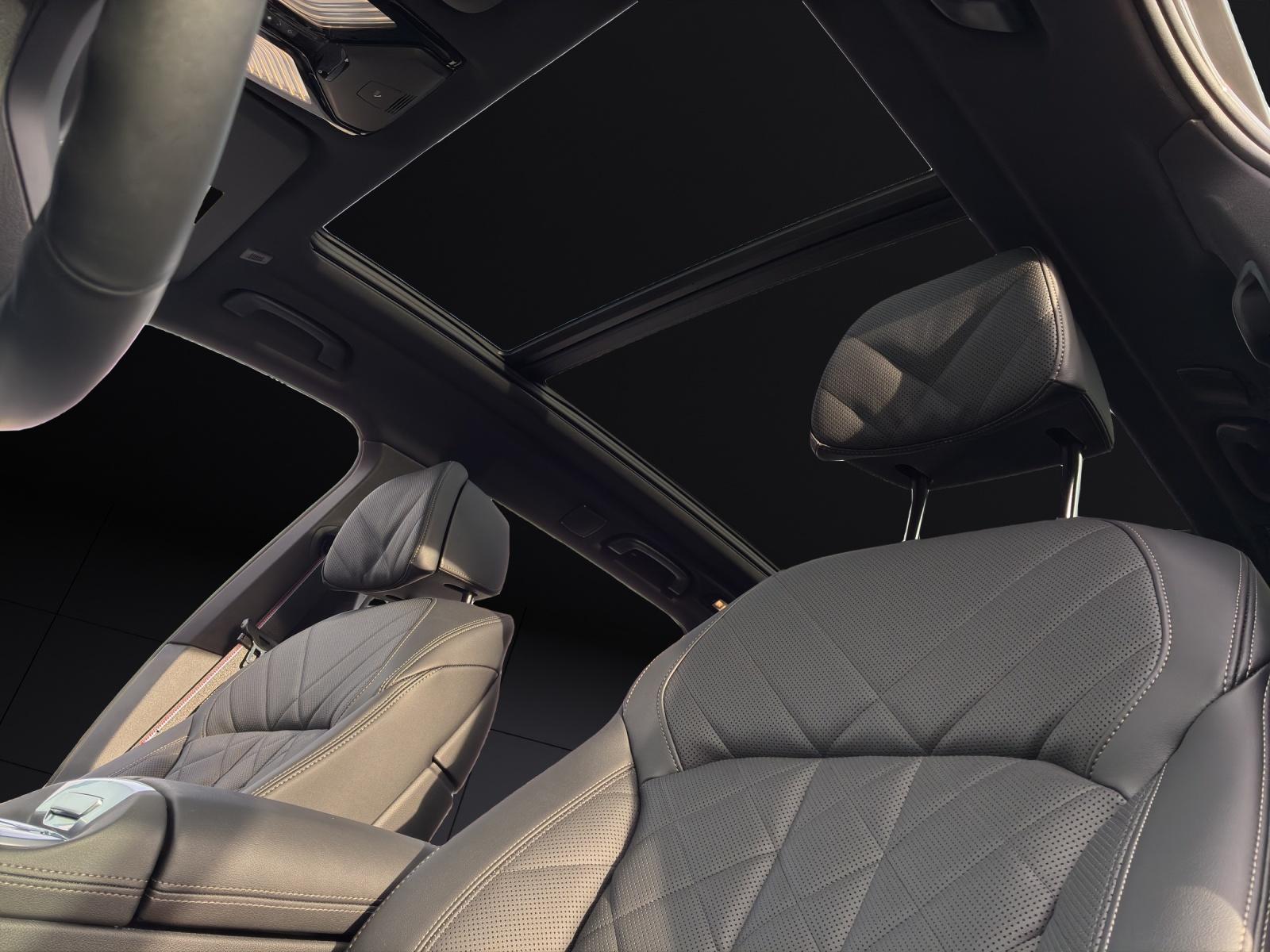 BMW X5 50e xDrive M Sport Pro-image-13