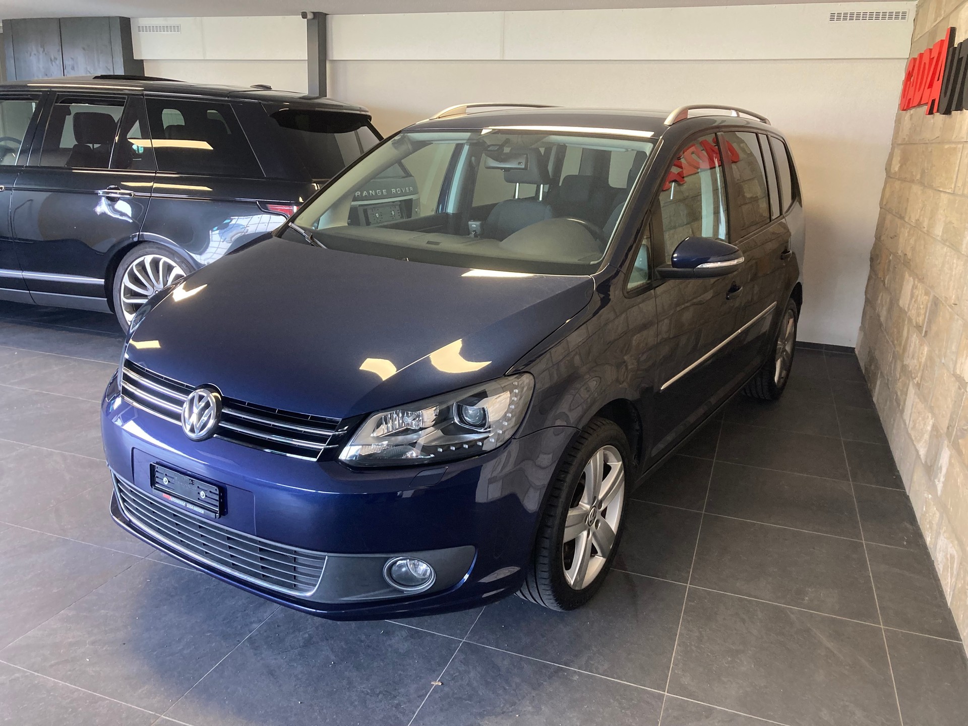 VW Touran 1.4 TSI Highline DSG-image-1