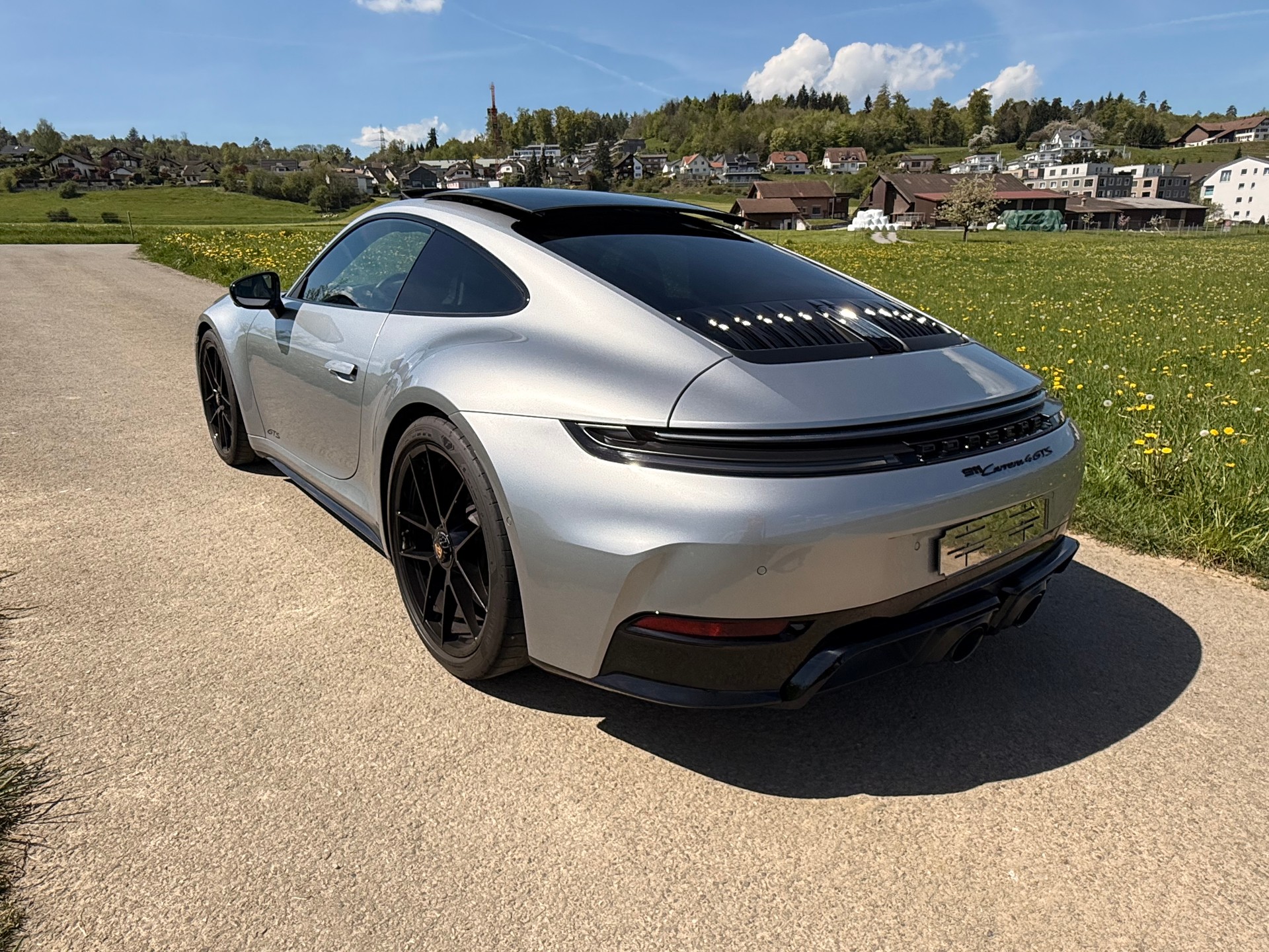 PORSCHE 4 GTS-image-3