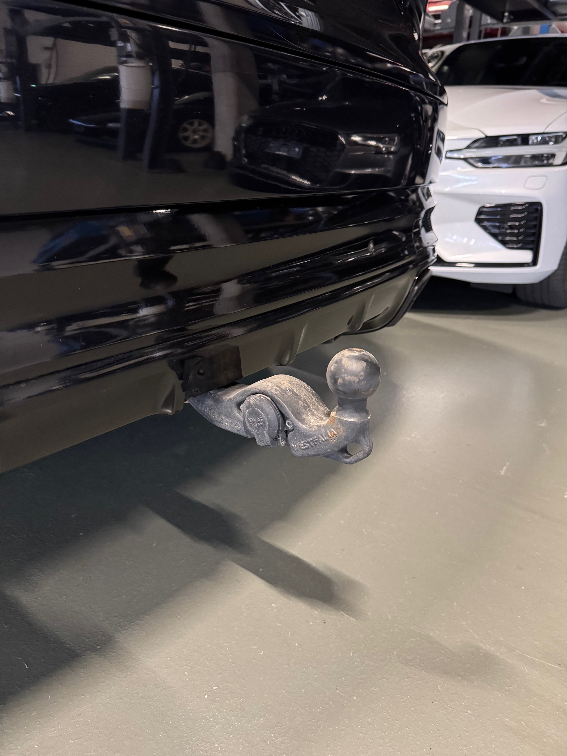 PORSCHE Cayenne E-Hybrid-image-15