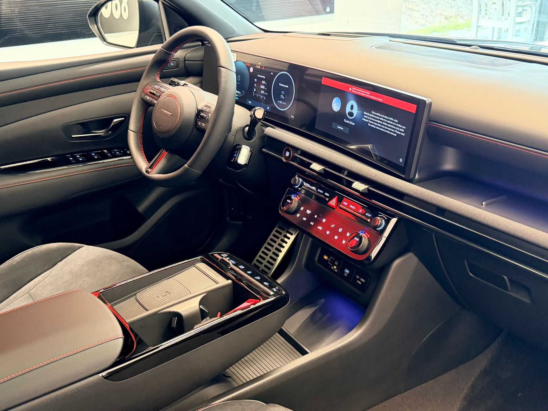 HYUNDAI Tucson 1.6 TGDI PHEV N-Line 4WD-image-21
