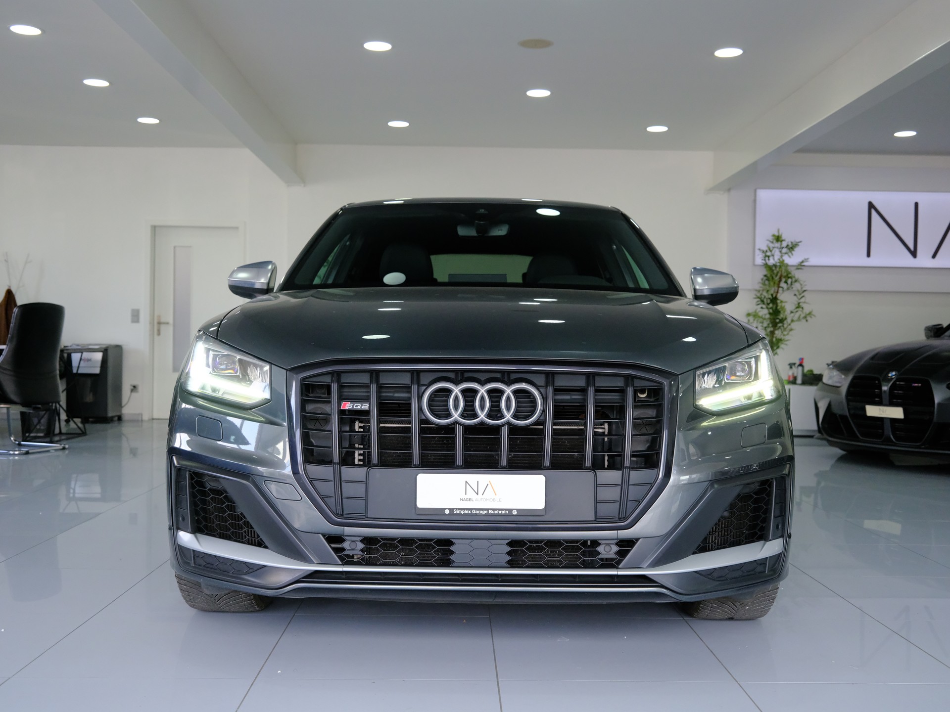AUDI SQ2 TFSI quattro S-tronic-showroom-element-2