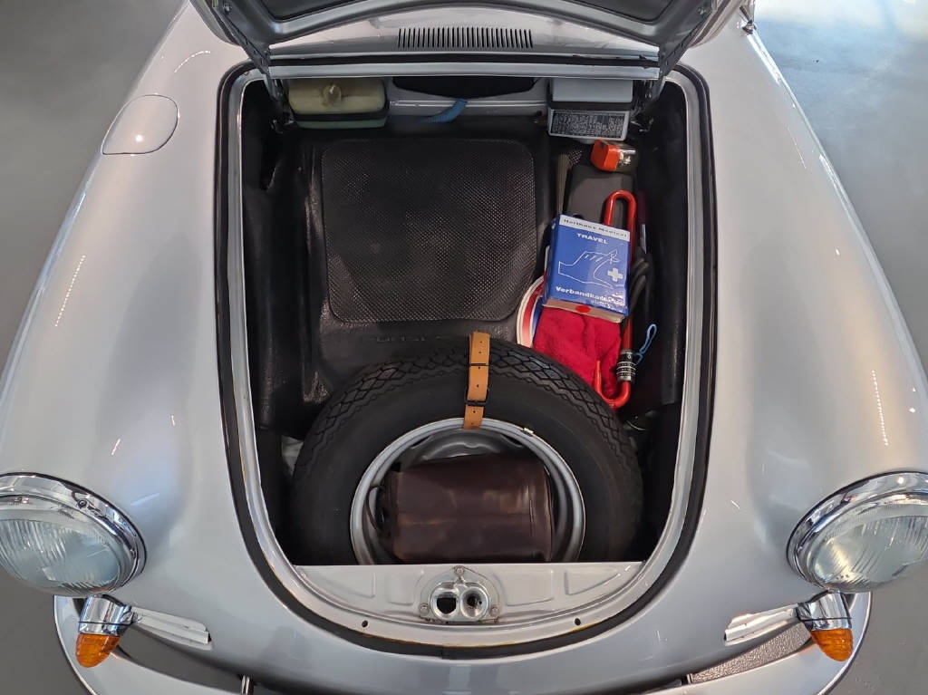PORSCHE 356 SC-image-4