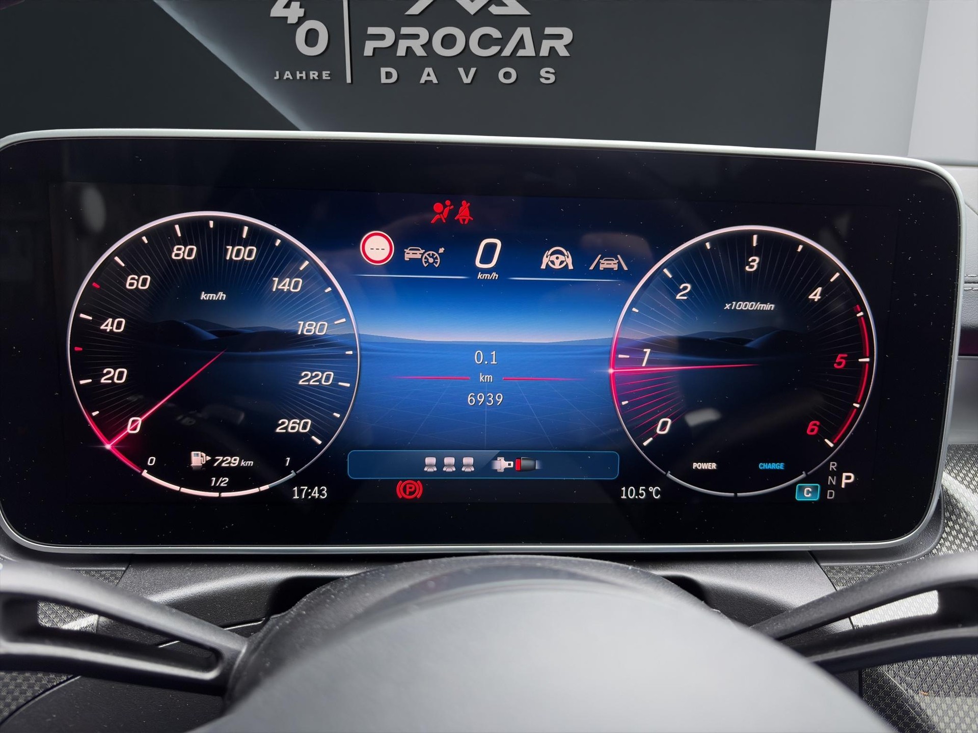 MERCEDES-BENZ C 220 d AMG Line 4matic Kombi-image-11