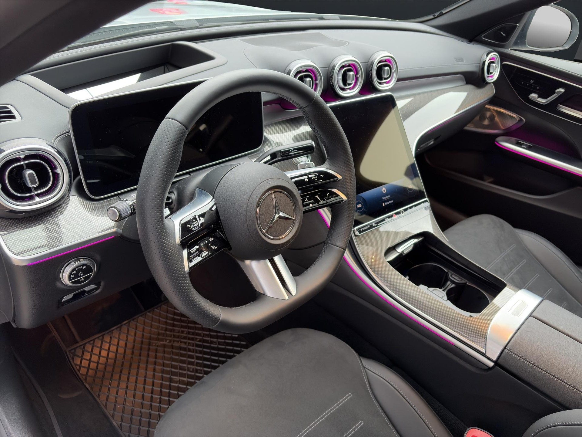 MERCEDES-BENZ C 220 d AMG Line 4matic Kombi-image-10