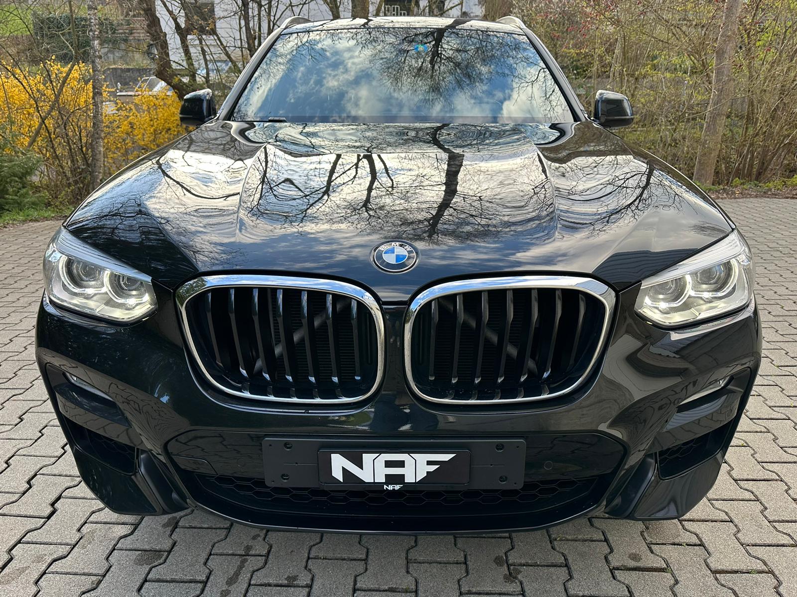 BMW X3 xDrive 20d Individual M Sport Steptronic-image-7