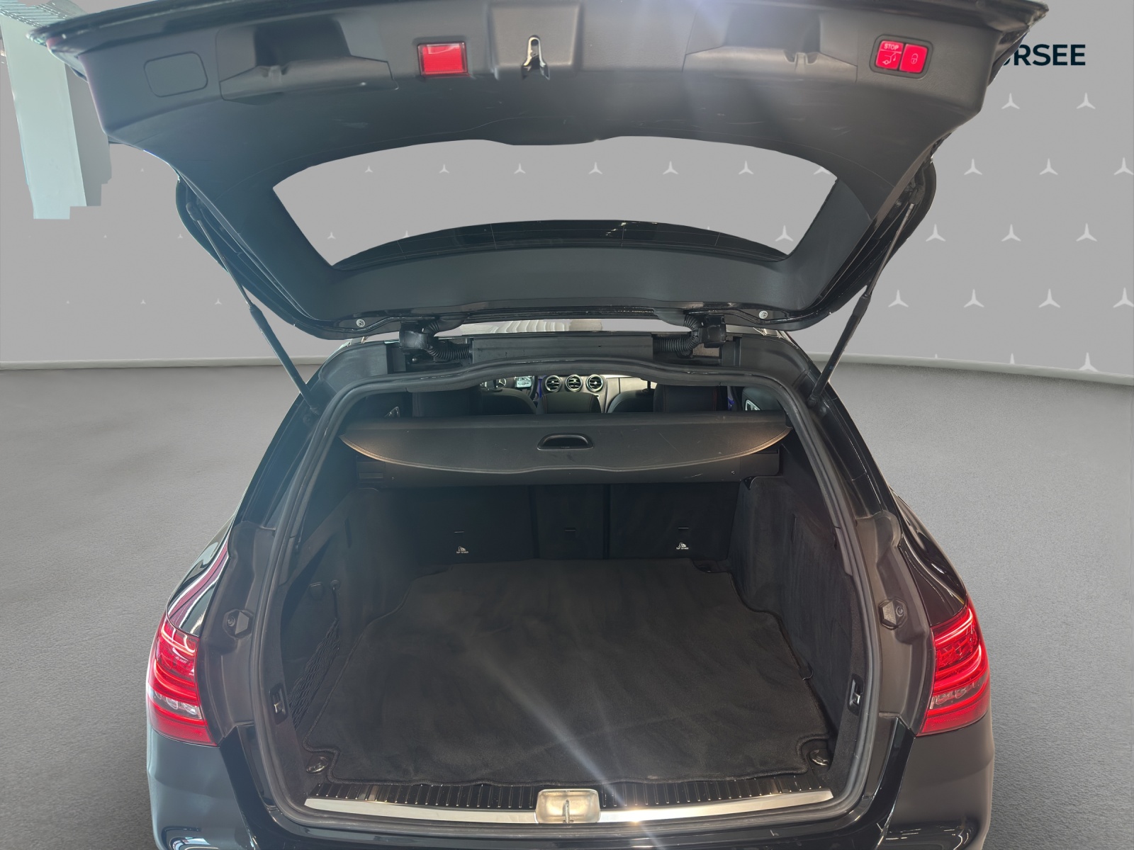 MERCEDES-BENZ C 43 AMG 4Matic 9G-Tronic-image-14