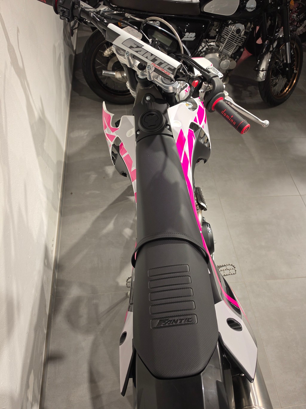 FANTIC XMF 125-image-14