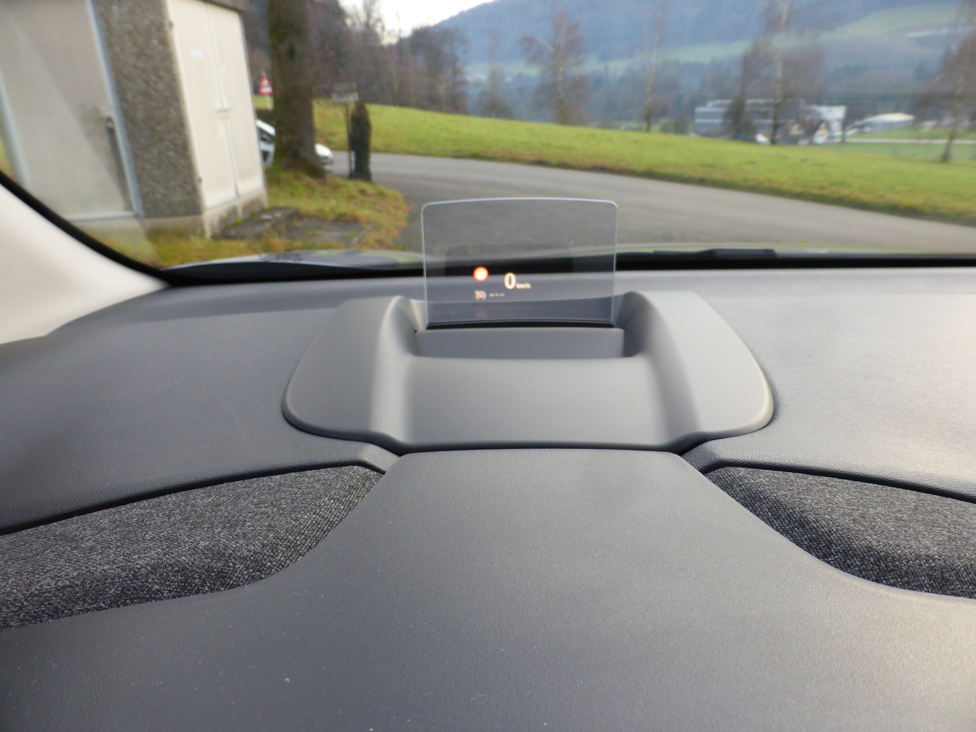 CITROEN C3 Aircross 1.2i PureTech Max EAT6-image-14