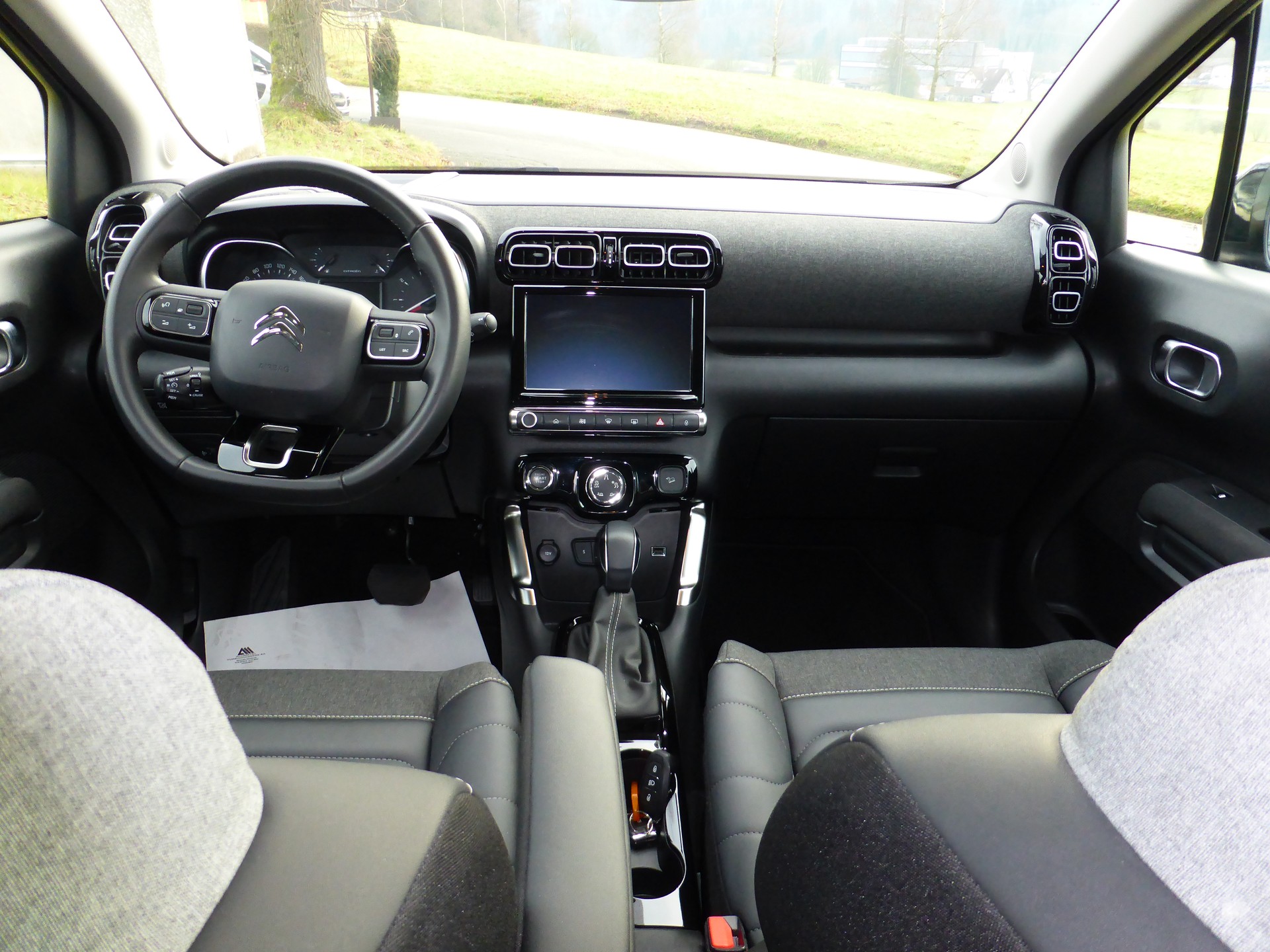 CITROEN C3 Aircross 1.2i PureTech Max EAT6-image-10
