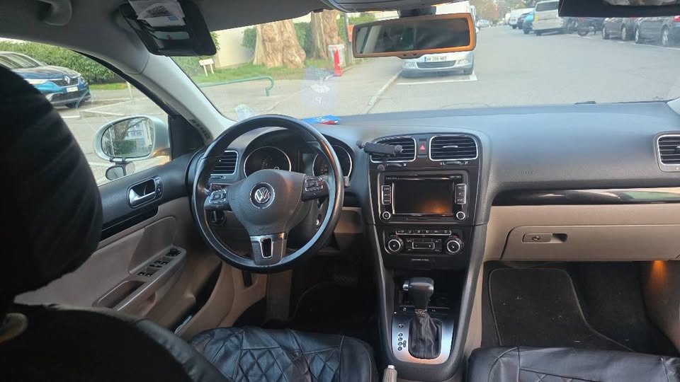 VW Golf Variant 1.4 TSI Team DSG-image-2