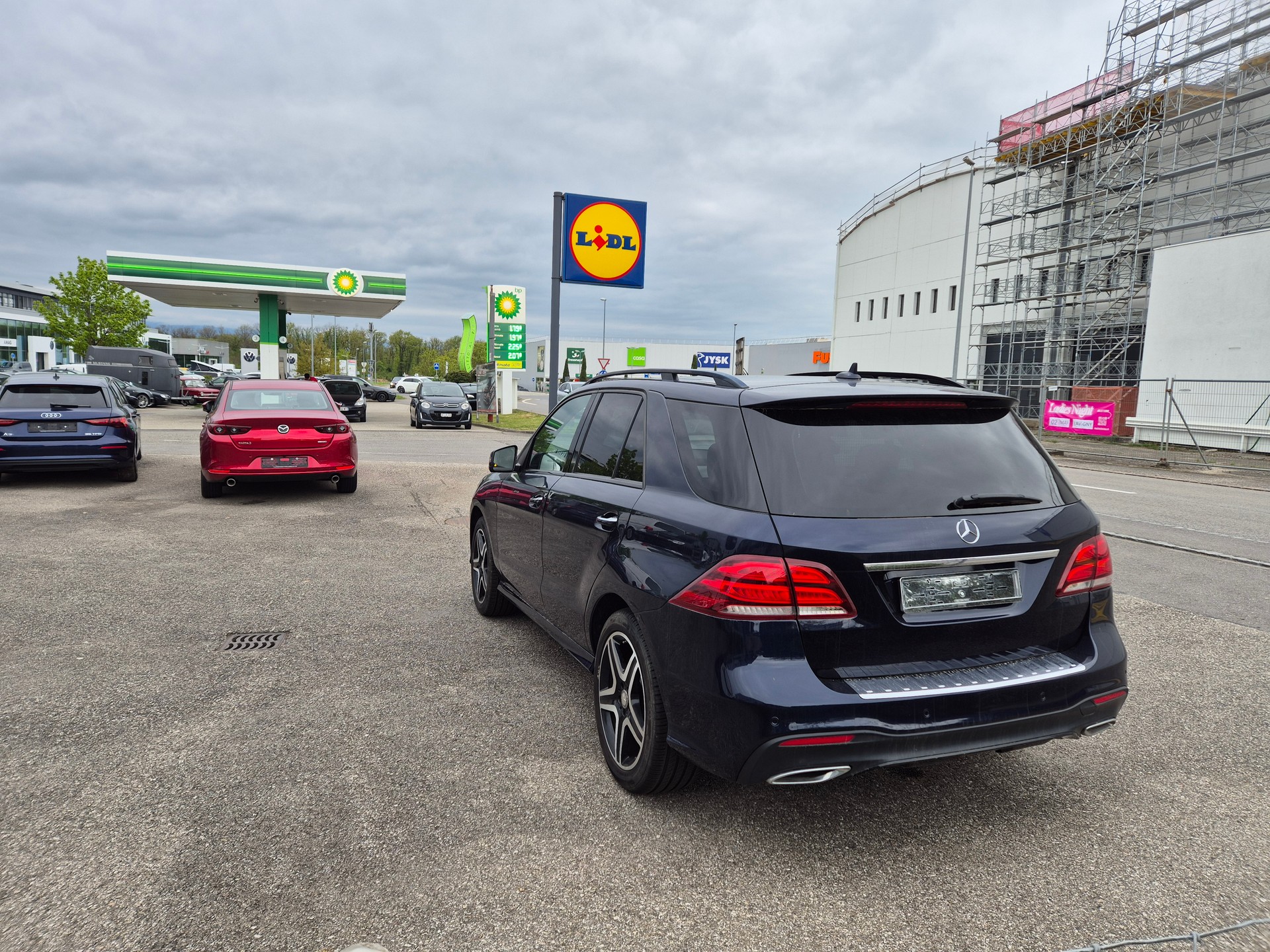 MERCEDES-BENZ GLE 350 d 4Matic 9G-Tronic-image-4