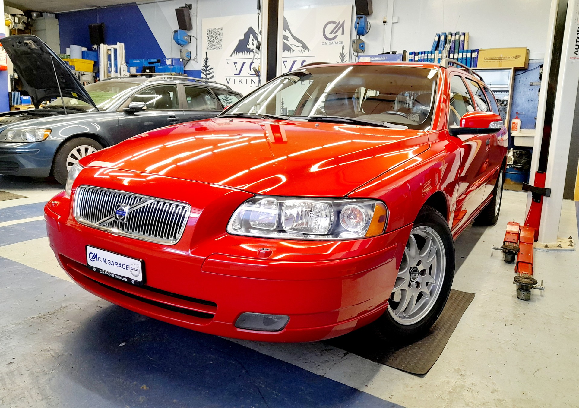 VOLVO V70 2.4 Kinetic