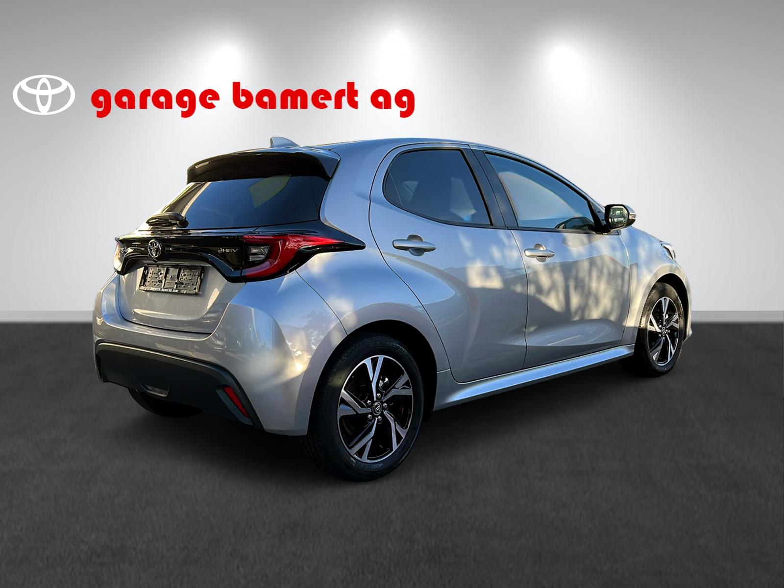 TOYOTA Yaris 1.5 VVT-i HSD Trend-image-5
