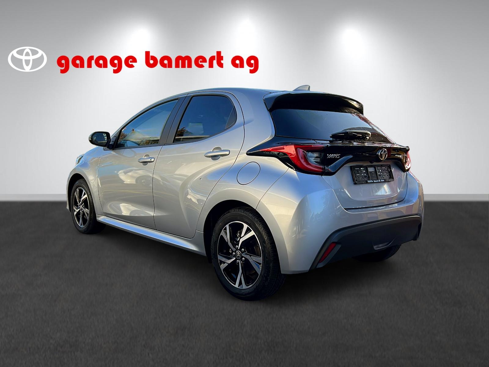 TOYOTA Yaris 1.5 VVT-i HSD Trend-image-3