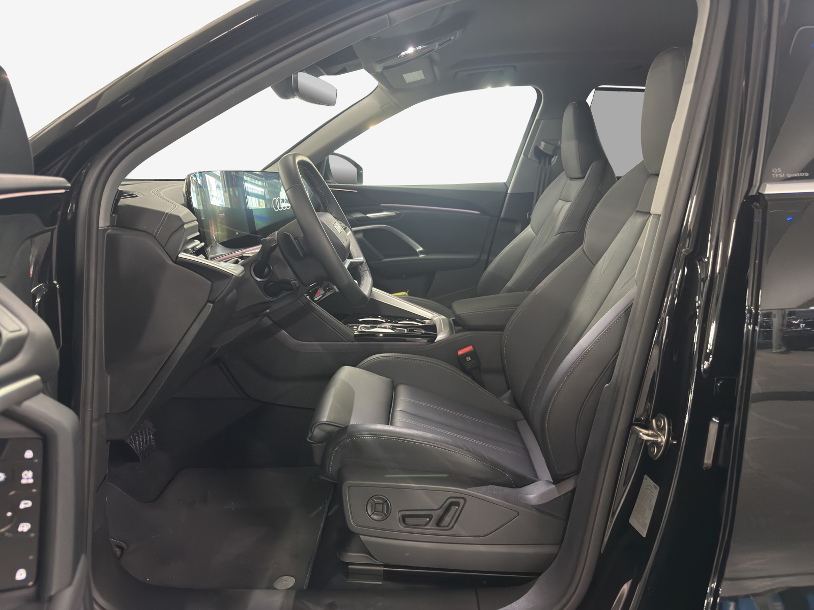 AUDI Q5 TFSI quatto 150 kW S-tronic-image-7