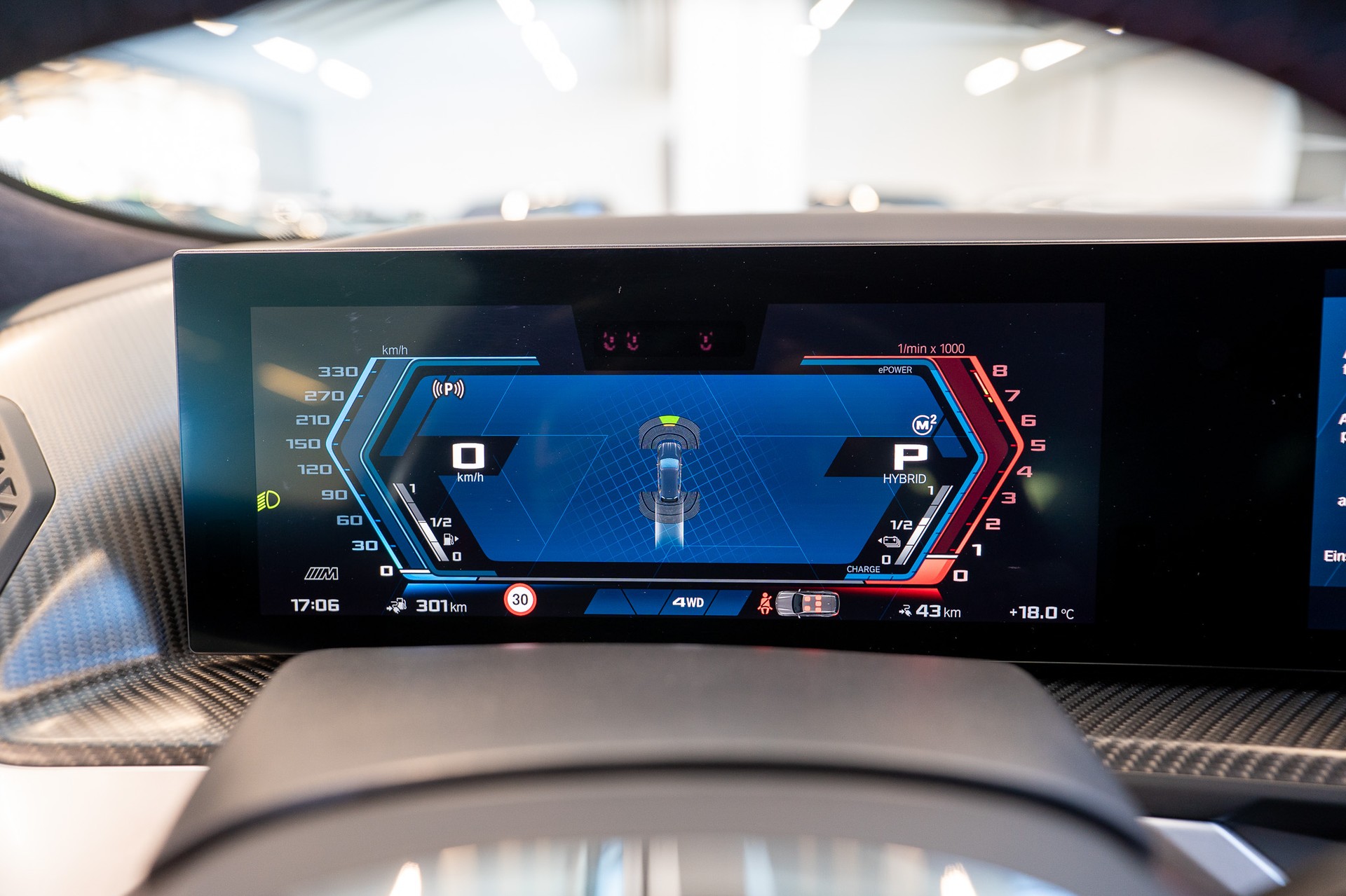 BMW XM xDrive PHEV / CH-Fahrzeug / Maxton Design / Head-Up-image-26
