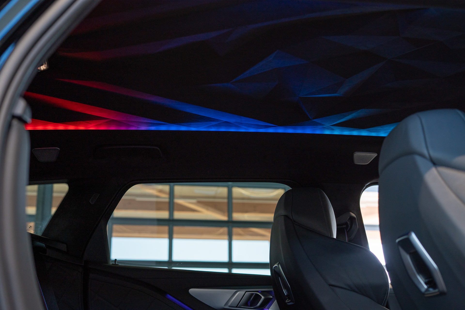 BMW XM xDrive PHEV / CH-Fahrzeug / Maxton Design / Head-Up-image-20