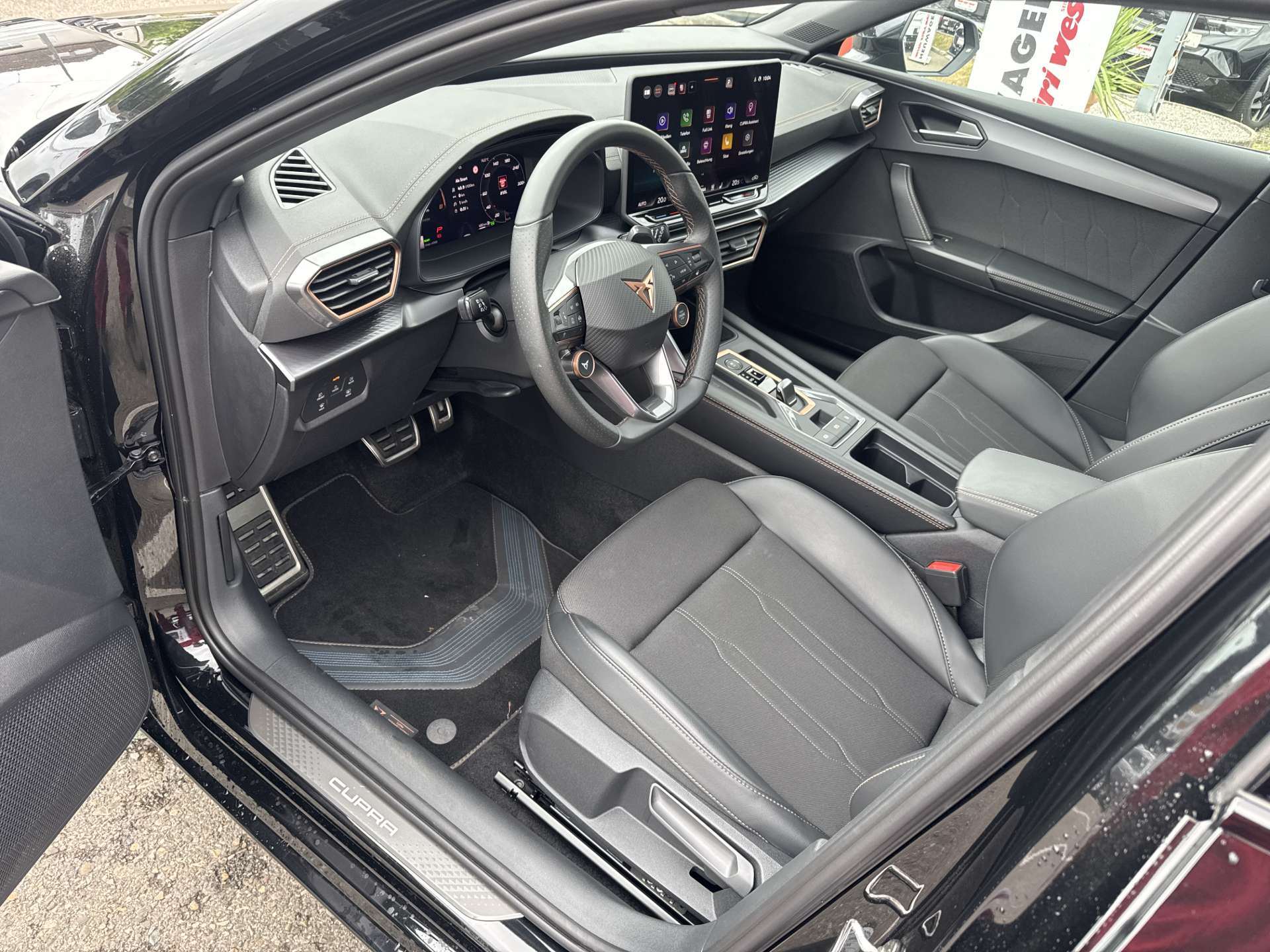 CUPRA LEON ST 1.5 eTSi DSG-Automat-image-5