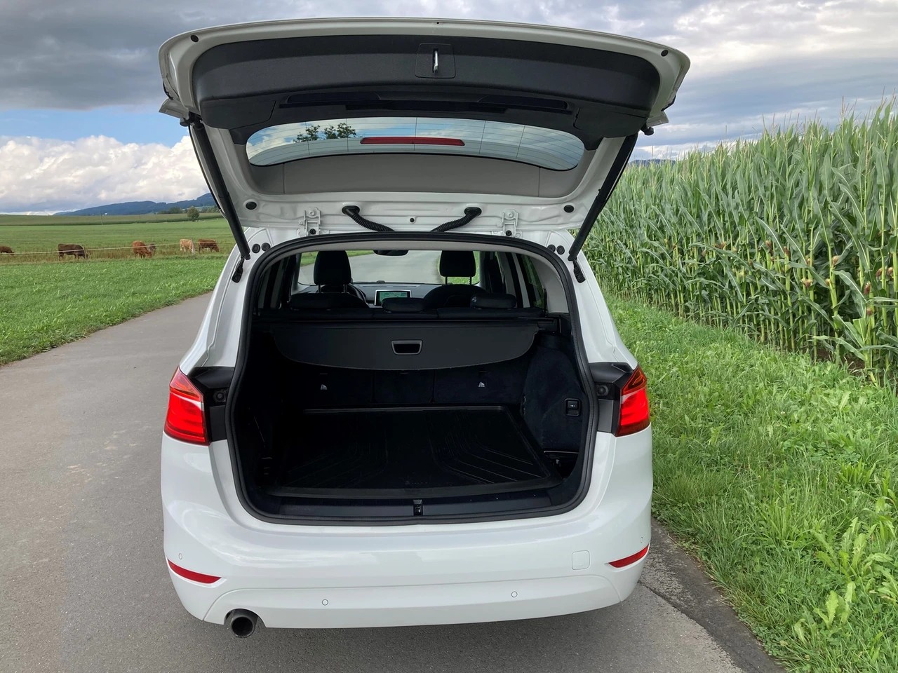 BMW 218d Gran Tourer Steptronic-image-5
