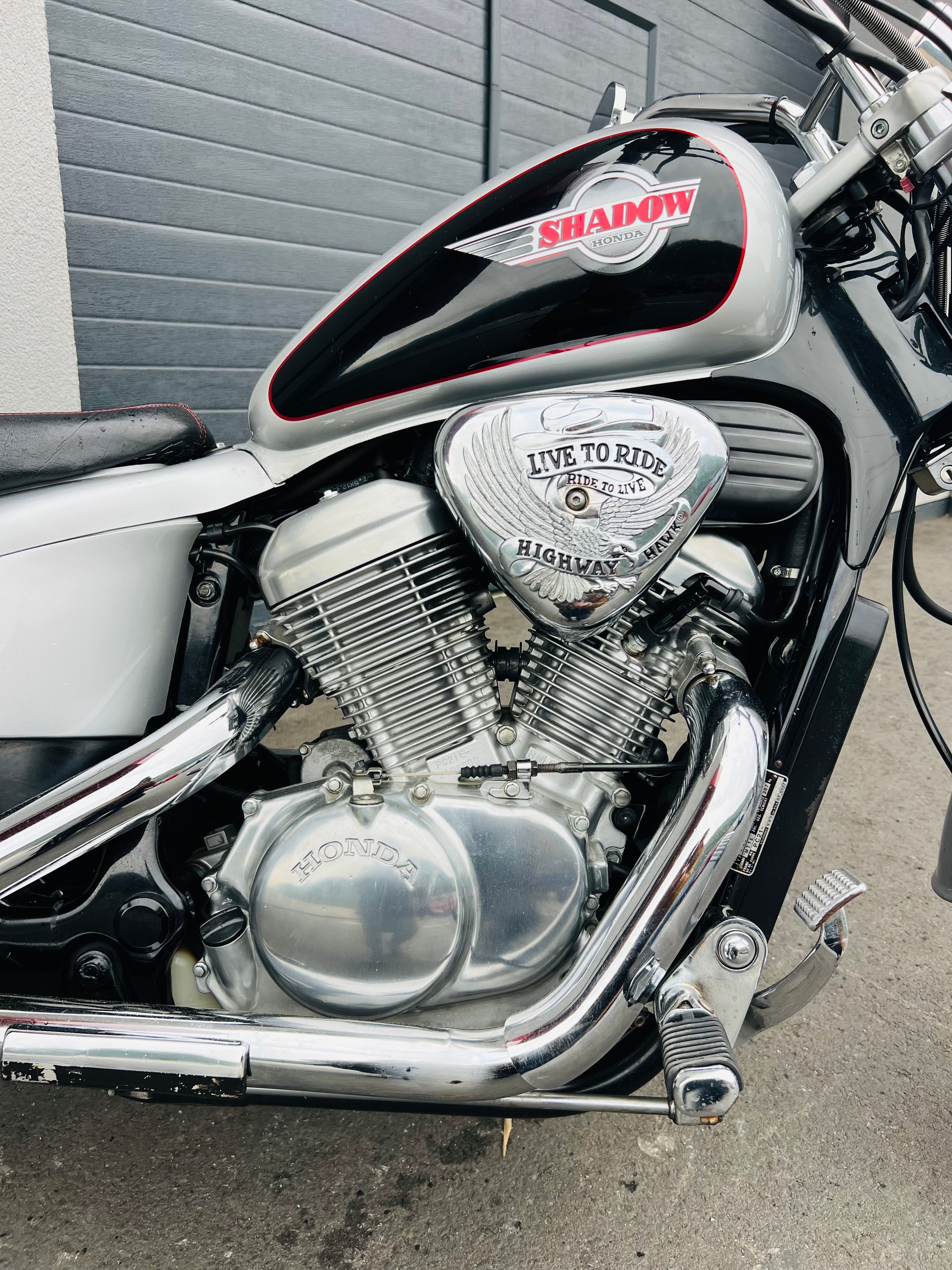 HONDA VT 600 C P-V Shadow-image-2