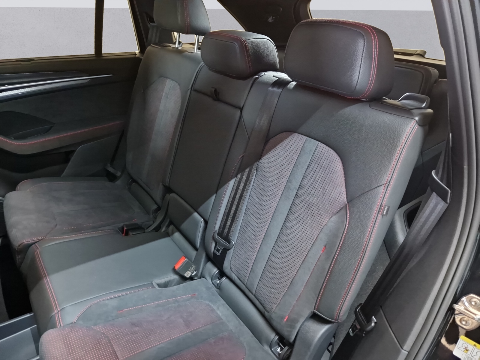 SKODA Kodiaq 2.0 TSI RS 4x4-image-11