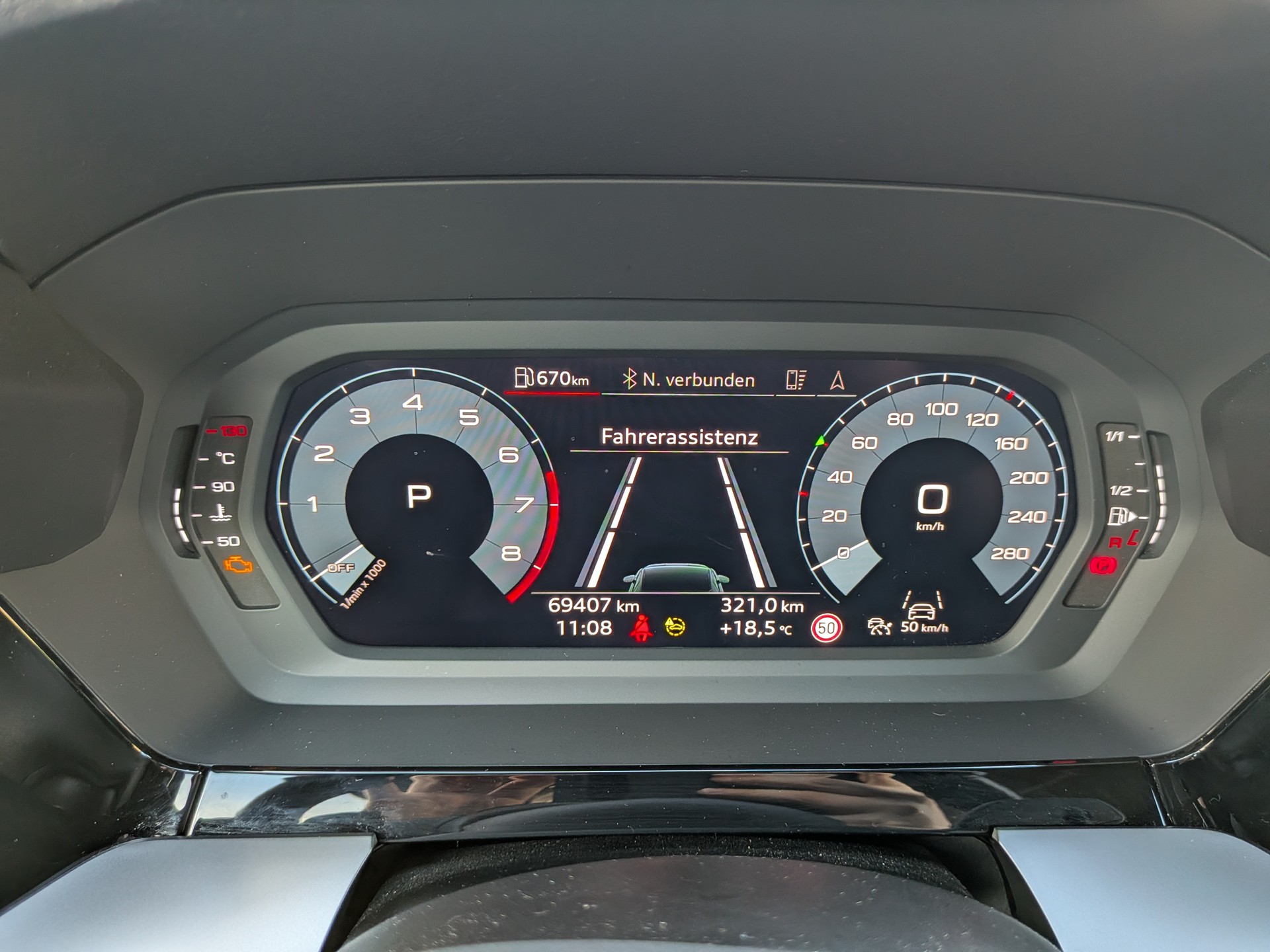 AUDI A3 SB 35 TFSI Attraction S-Tronic-image-3