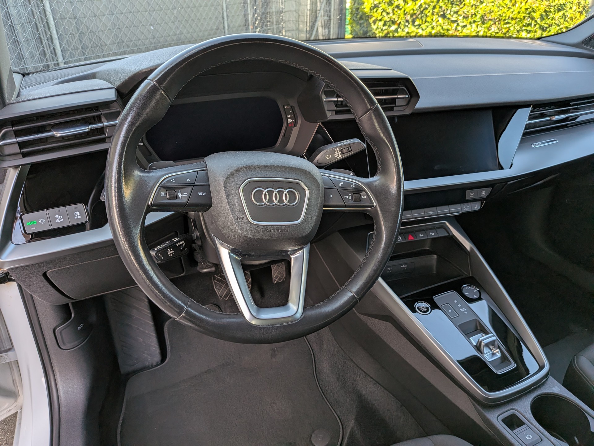 AUDI A3 SB 35 TFSI Attraction S-Tronic-image-4