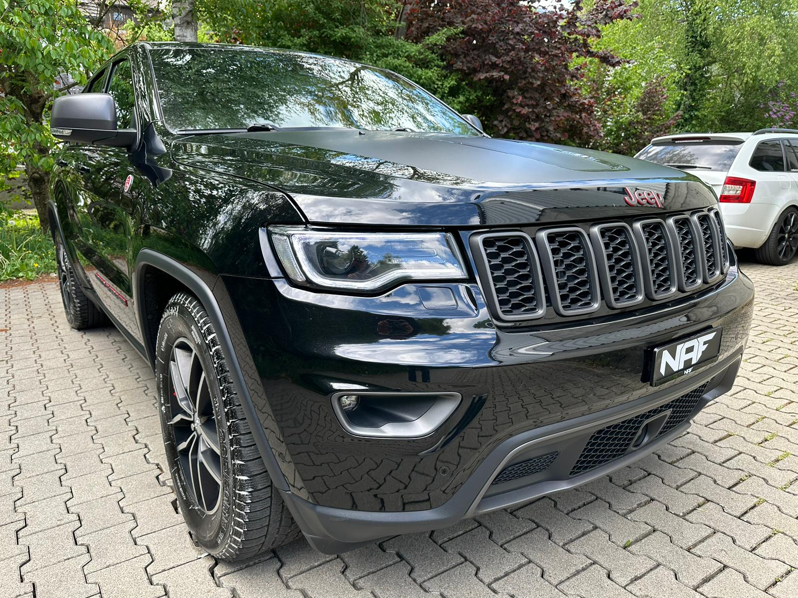 JEEP Grand Cherokee 3.0 CRD Trailhawk Automatic-image-6
