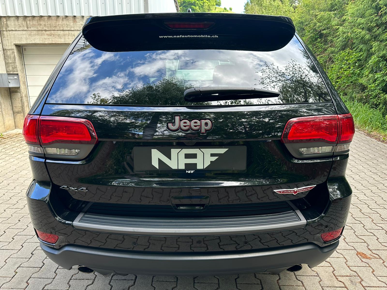 JEEP Grand Cherokee 3.0 CRD Trailhawk Automatic-image-3