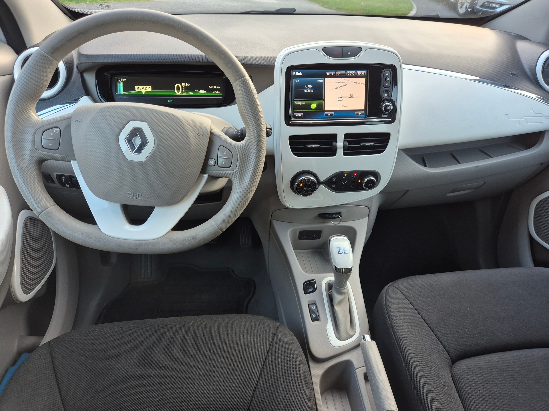 RENAULT R240 Life-image-5