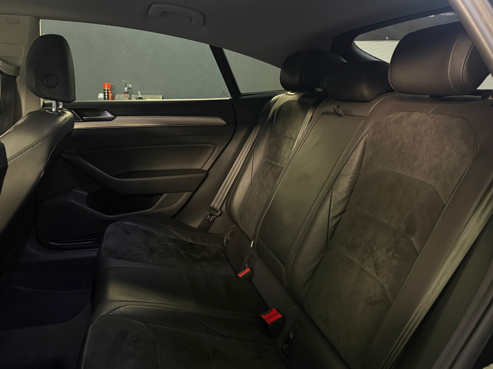 VW Arteon 2.0 TDI SCR BMT Elegance 4Motion DSG-image-8