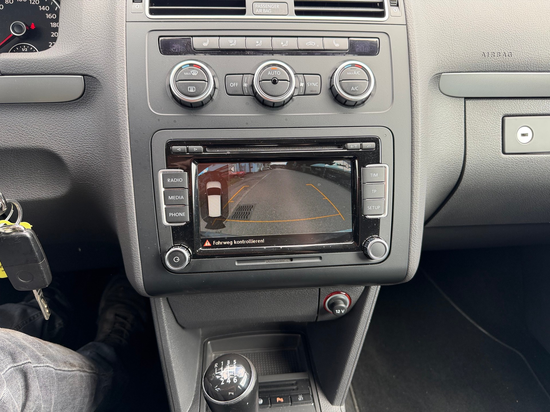 VW Touran 1.4 TSI Trendline-image-13