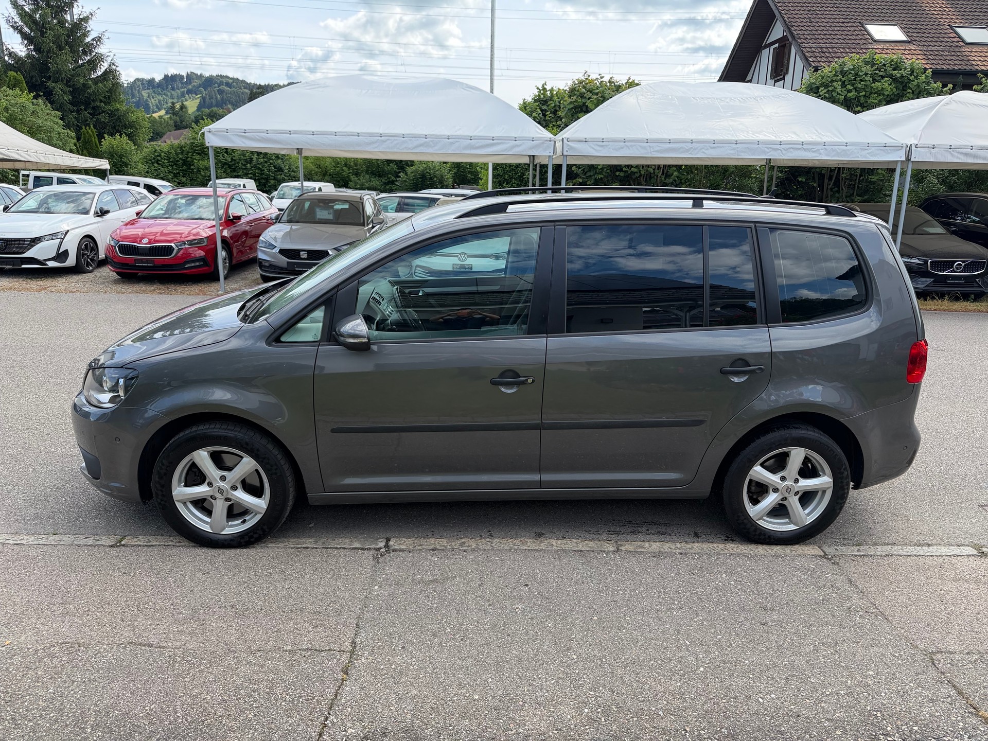 VW Touran 1.4 TSI Trendline-image-3