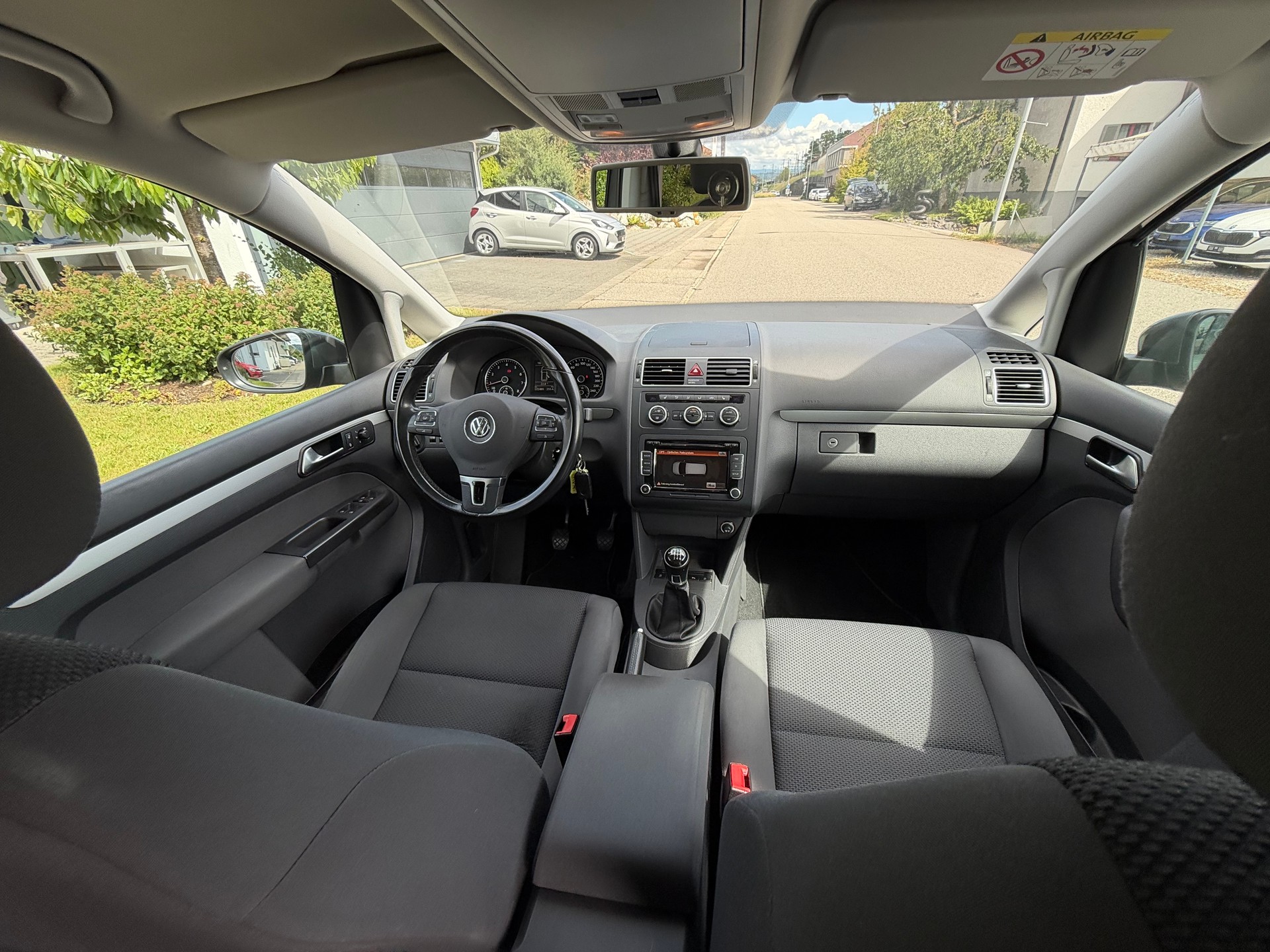 VW Touran 1.4 TSI Trendline-image-8