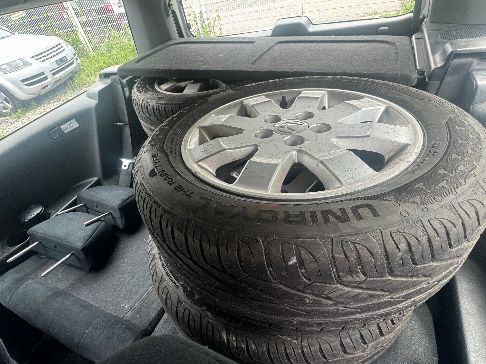 HONDA HR-V 1.6i 4WD VTEC Sport-image-10