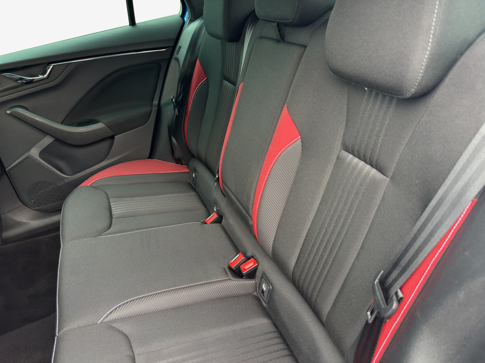 SKODA Kamiq 1.5 TSI ACT Monte Carlo DSG-image-11