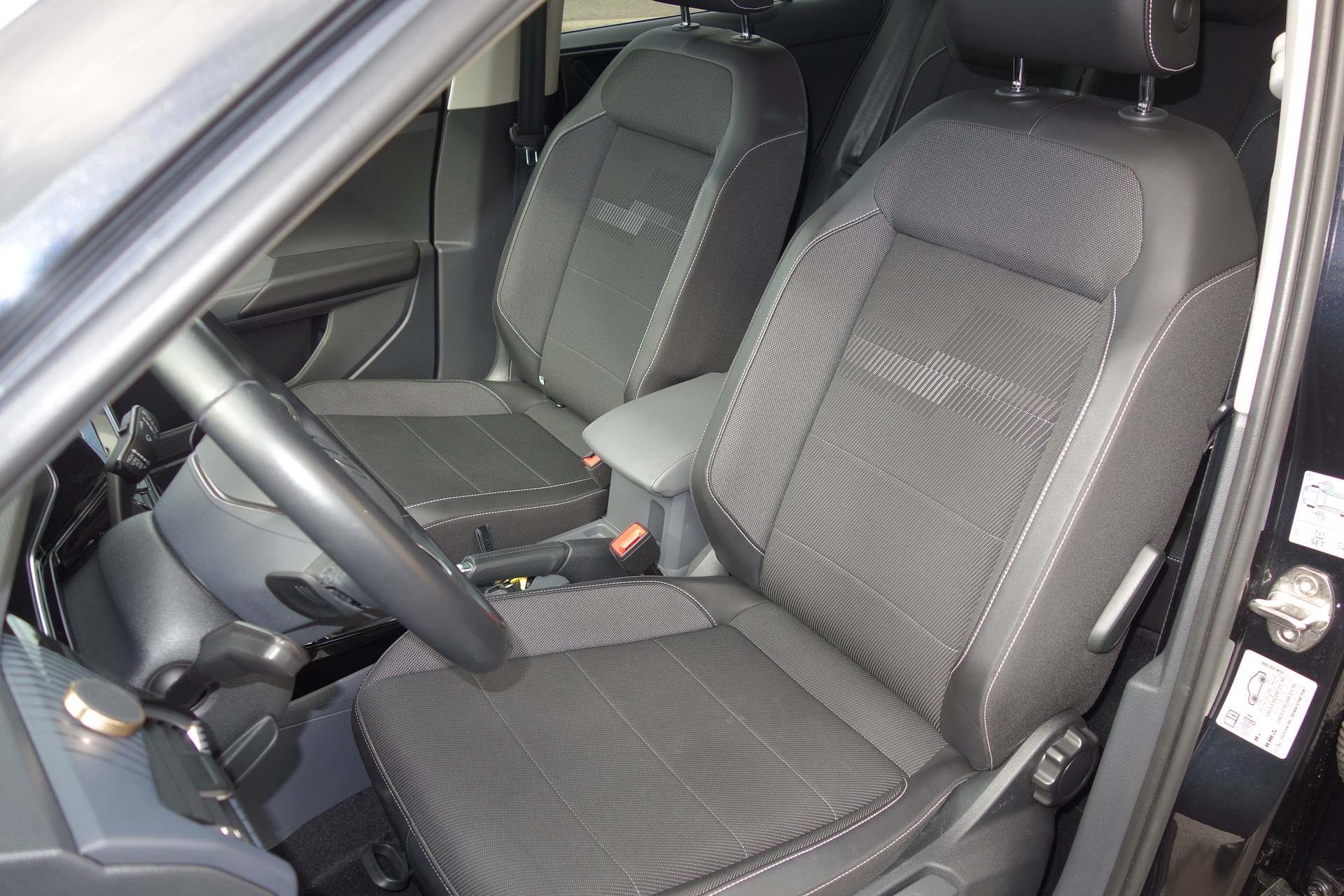 VW T-Cross 1.0 TSI Style DSG-image-5