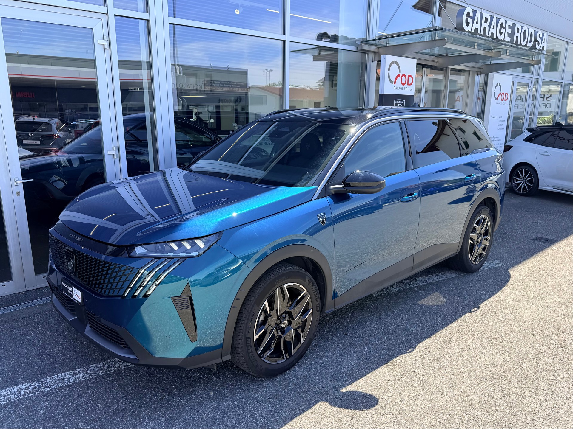 PEUGEOT 5008 145 Hybrid e-DCS6 GT