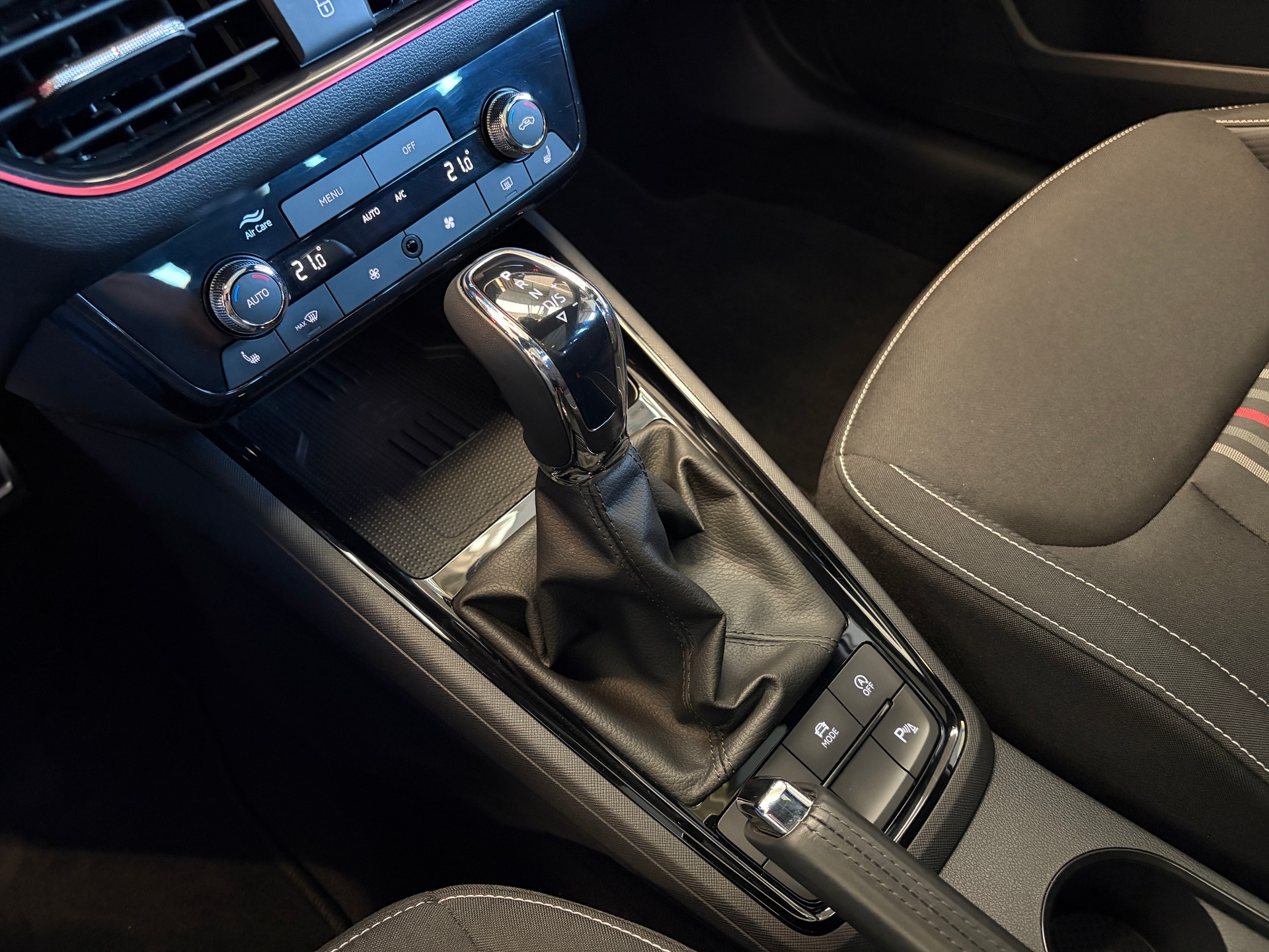 SKODA Scala "Monte Carlo" 1.5 TSI DSG-image-11