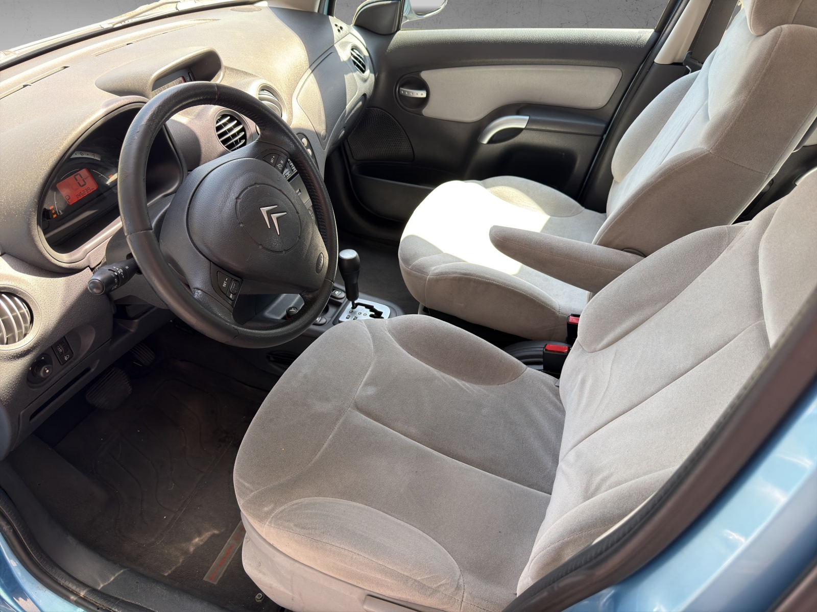 CITROEN C3 1.4i SX Automatic-image-8