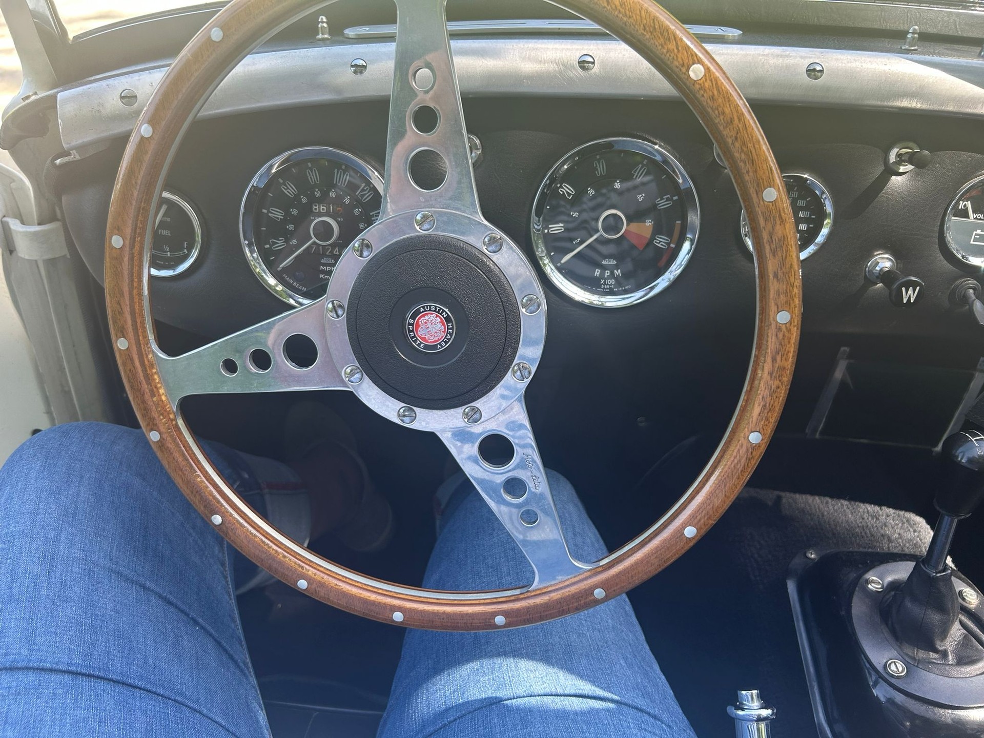 AUSTIN-HEALEY MK1-image-4