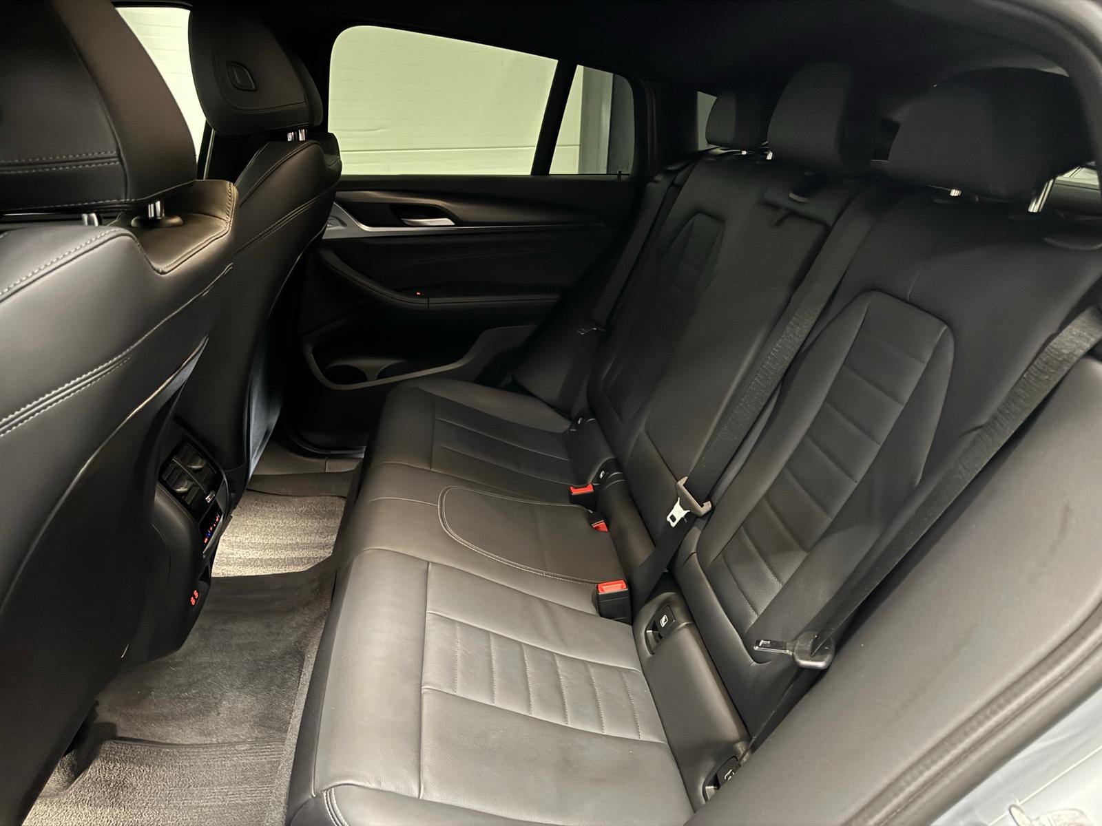 BMW X4 30i xDrive SAG-image-15